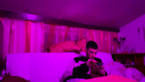 Snapshot of dave_matteo chatting on 01-08-26, 07:16 Dave online show from 01-08-26, 07:16