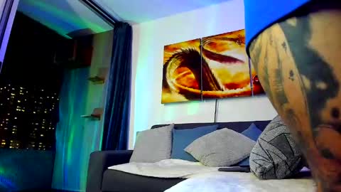 DAVE MAX online show from 04-29-26, 01:21