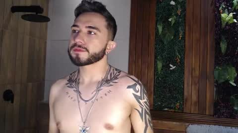 Snapshot of dave_wolff chatting on 11-07-25, 11:43 Dave online show from 11-07-25, 11:43