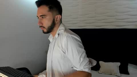 Snapshot of dave_wolff chatting on 11-17-25, 12:11 Dave online show from 11-17-25, 12:11