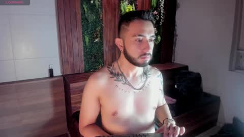 Snapshot of dave_wolff chatting on 12-20-25, 11:39 Dave online show from 12-20-25, 11:39