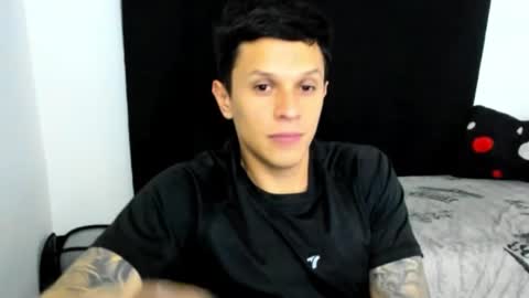 Snapshot of davebroww chatting on 02-04-25, 09:10 Dave Brown online show from 02-04-25, 09:10