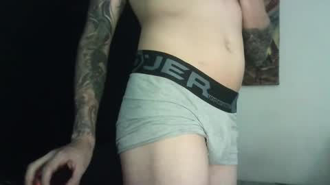 Snapshot of davebroww chatting on 02-22-25, 12:16 Dave Brown online show from 02-22-25, 12:16