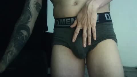 Snapshot of davebroww chatting on 02-26-25, 08:11 Dave Brown online show from 02-26-25, 08:11