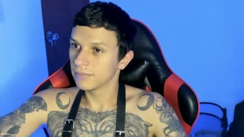 Snapshot of davebroww chatting on 04-03-26, 05:55 Dave Brown online show from 04-03-26, 05:55