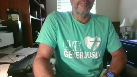 Snapshot of davethebooky chatting on 09-17-25, 06:53 Dave online show from 09-17-25, 06:53