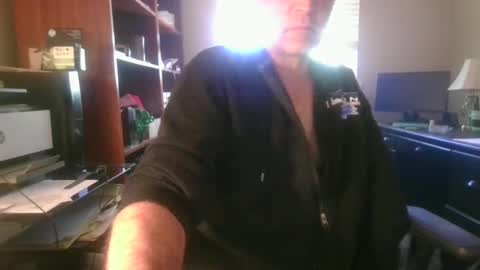 Snapshot of davethebooky chatting on 10-02-25, 03:52 Dave online show from 10-02-25, 03:52