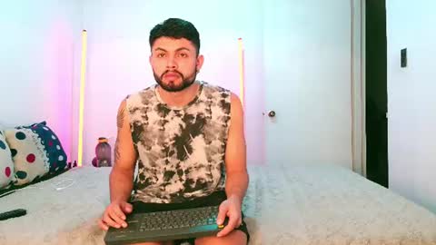 Snapshot of davgostoso chatting on 06-17-26, 12:18 Dave y Salvatore online show from 06-17-26, 12:18