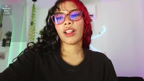 Snapshot of daviana_hill_ chatting on 04-01-26, 12:50 Davi online show from 04-01-26, 12:50