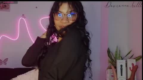 Snapshot of daviana_hill_ chatting on 05-12-26, 03:47 Davi online show from 05-12-26, 03:47