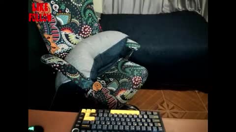 Snapshot of david_2789 chatting on 02-20-26, 12:07 David online show from 02-20-26, 12:07