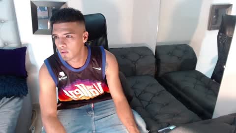 david_bandercock online show from 12-22-24, 03:55