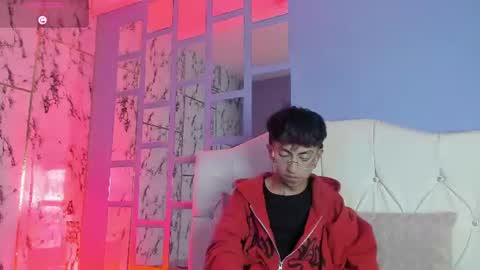 Dominik online show from 07-30-26, 03:27