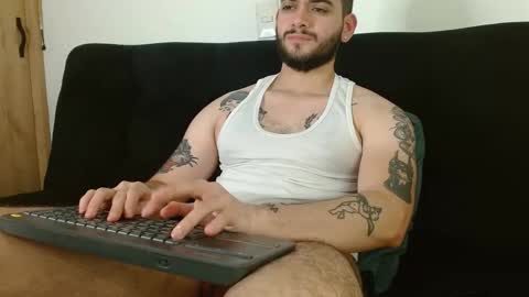 Snapshot of david_franco1 chatting on 09-10-25, 11:16 Twitter davidsanctum online show from 09-10-25, 11:16