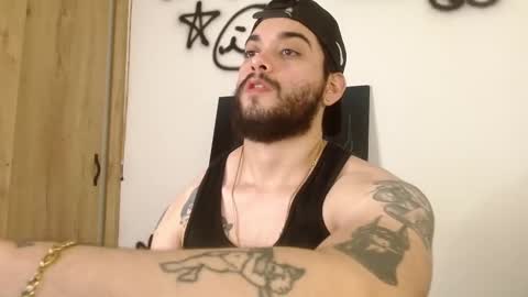 Twitter davidsanctum online show from 02-08-26, 03:43