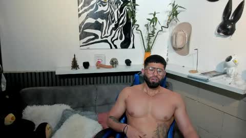 david_janson18 online show from 04-14-26, 03:07