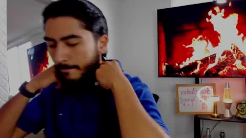 Hey im David that loves to explore and speak their fantasies. Very open talktative and nice. Feel free to chat with me online show from 01-12-25, 12:23