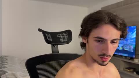 Snapshot of david_muller_ chatting on 07-15-26, 02:28 David online show from 07-15-26, 02:28