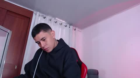 Snapshot of david_savage_ chatting on 03-14-26, 01:27 david online show from 03-14-26, 01:27