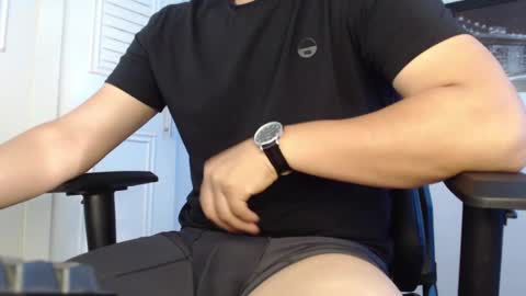 Snapshot of david_smit_ chatting on 01-03-25, 09:05 david smit online show from 01-03-25, 09:05