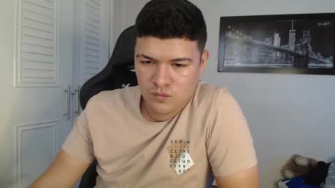 Snapshot of david_smit_ chatting on 01-18-25, 07:48 david smit online show from 01-18-25, 07:48