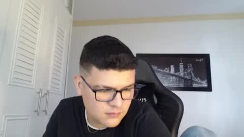 Snapshot of david_smit_ chatting on 02-15-25, 06:44 david smit online show from 02-15-25, 06:44