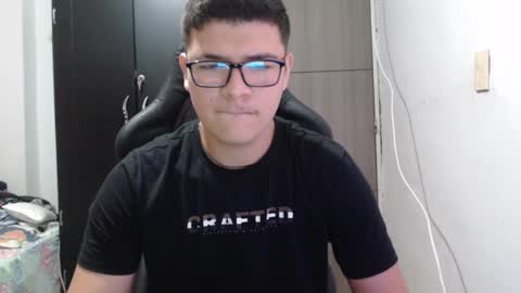 Snapshot of david_smit_ chatting on 03-12-25, 02:34 david smit online show from 03-12-25, 02:34