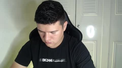 Snapshot of david_smit_ chatting on 09-11-25, 11:38 david smit online show from 09-11-25, 11:38