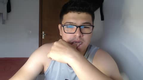 Snapshot of david_smit_ chatting on 04-06-26, 06:31 david smit online show from 04-06-26, 06:31