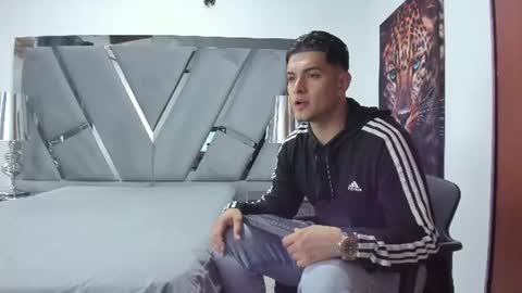 david_victoriaa online show from 08-04-26, 01:03