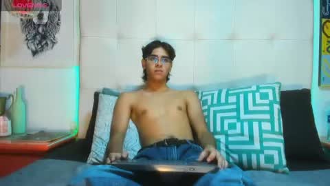 -- David --- online show from 07-25-26, 09:45