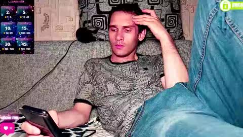 Snapshot of davidcarrollx chatting on 09-15-25, 08:31 DavidCarroll online show from 09-15-25, 08:31
