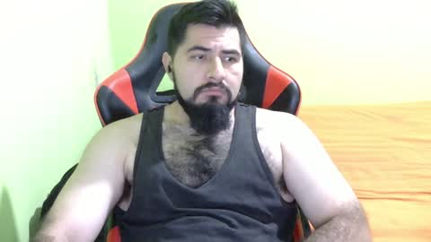 Snapshot of daviddelz chatting on 12-17-24, 09:39 David online show from 12-17-24, 09:39