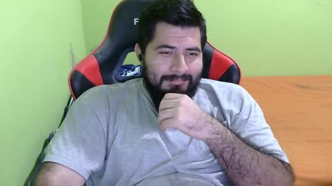 Snapshot of daviddelz chatting on 01-18-25, 08:10 David online show from 01-18-25, 08:10