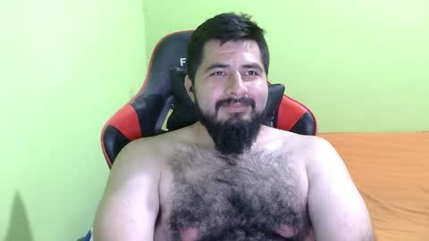 Snapshot of daviddelz chatting on 02-14-25, 08:10 David online show from 02-14-25, 08:10