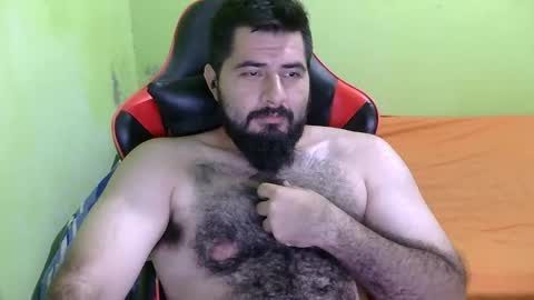 Snapshot of daviddelz chatting on 09-12-25, 05:07 David online show from 09-12-25, 05:07