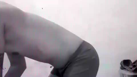 Snapshot of davidrocero chatting on 12-17-24, 08:56 davidrocero online show from 12-17-24, 08:56