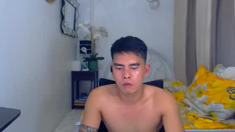 Snapshot of davidrocero chatting on 02-16-25, 06:54 davidrocero online show from 02-16-25, 06:54