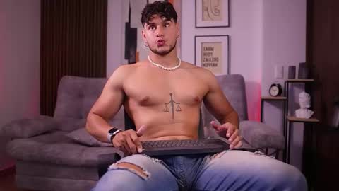 Davies brown    schedule 12pm to 5pm col time online show from 11-22-25, 10:42