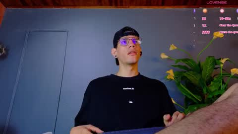 daviid_huge online show from 11-07-25, 01:22