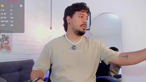 David Evans online show from 12-22-25, 01:08