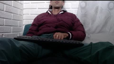 Snapshot of davils12 chatting on 01-28-25, 05:43 DAVILS online show from 01-28-25, 05:43