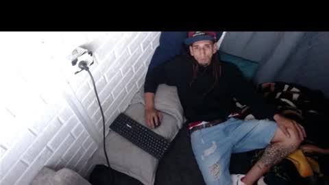 Snapshot of davils12 chatting on 10-22-25, 07:41 DAVILS online show from 10-22-25, 07:41