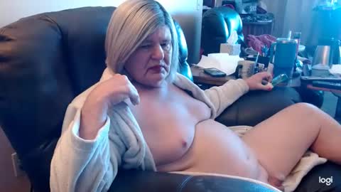 dawndoesall online show from 01-16-25, 05:12