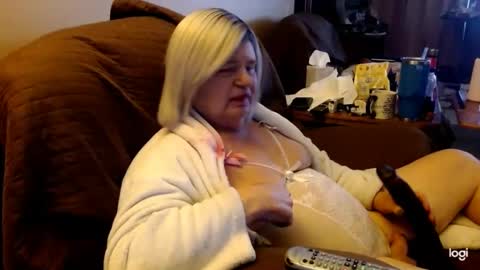 dawndoesall online show from 02-09-25, 09:39