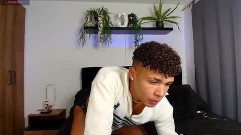 Snapshot of daxcollins11 chatting on 11-18-25, 06:12 DAX online show from 11-18-25, 06:12