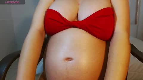 Snapshot of dayana_sub_ chatting on 11-18-25, 09:41 dayana online show from 11-18-25, 09:41