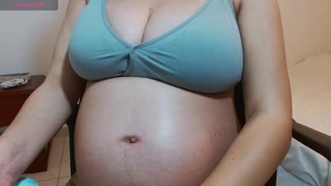 Snapshot of dayana_sub_ chatting on 11-26-25, 09:49 dayana online show from 11-26-25, 09:49