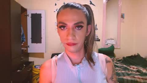 dayanna_01_ online show from 05-16-26, 08:07
