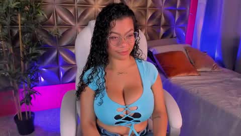 Snapshot of dayanne_campbelll chatting on 09-13-25, 10:20 Dayanne online show from 09-13-25, 10:20